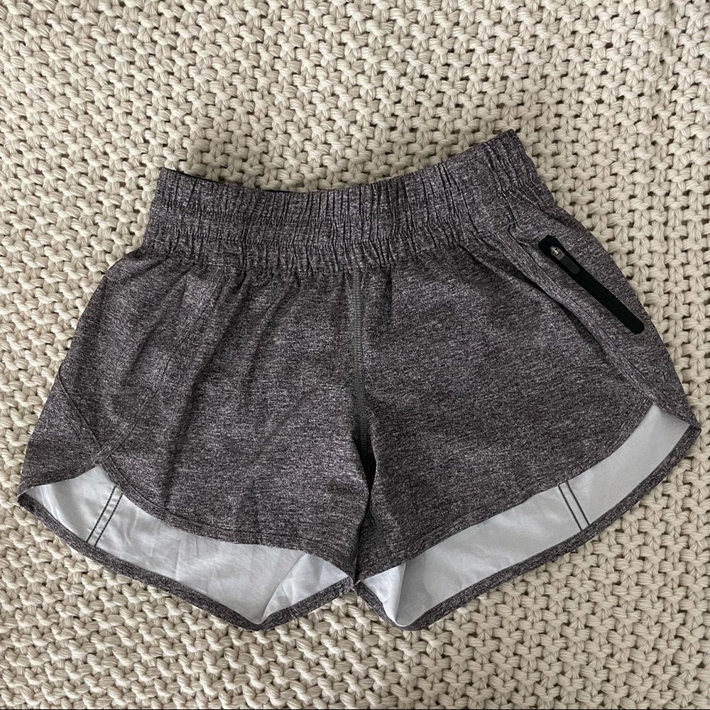 Lululemon Tracker Low-Rise Short 4"